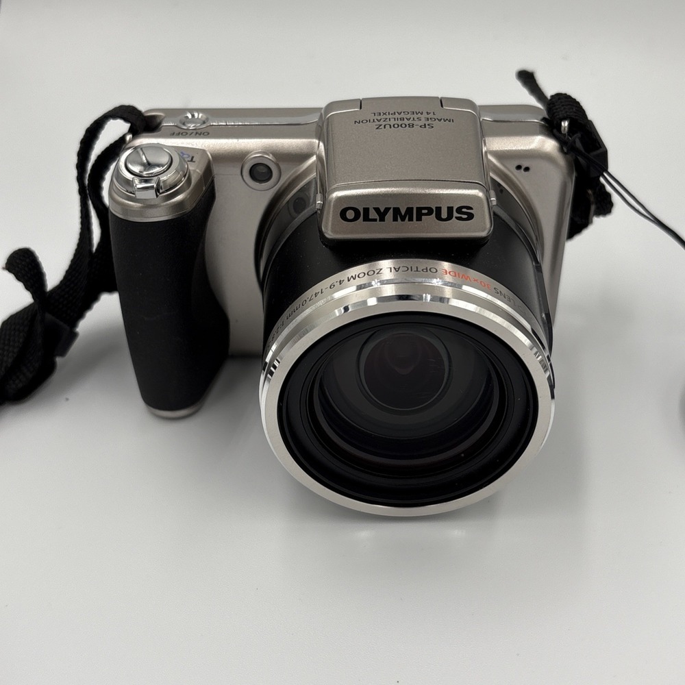 Olympus SP-800UZ 14MP Bridge Digital Camera Silver 30x Zoom + Charger Case Video - Picture 4 of 15